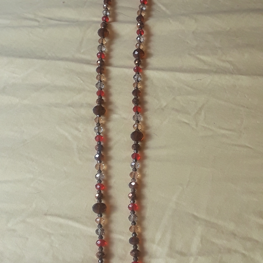 Bead necklace